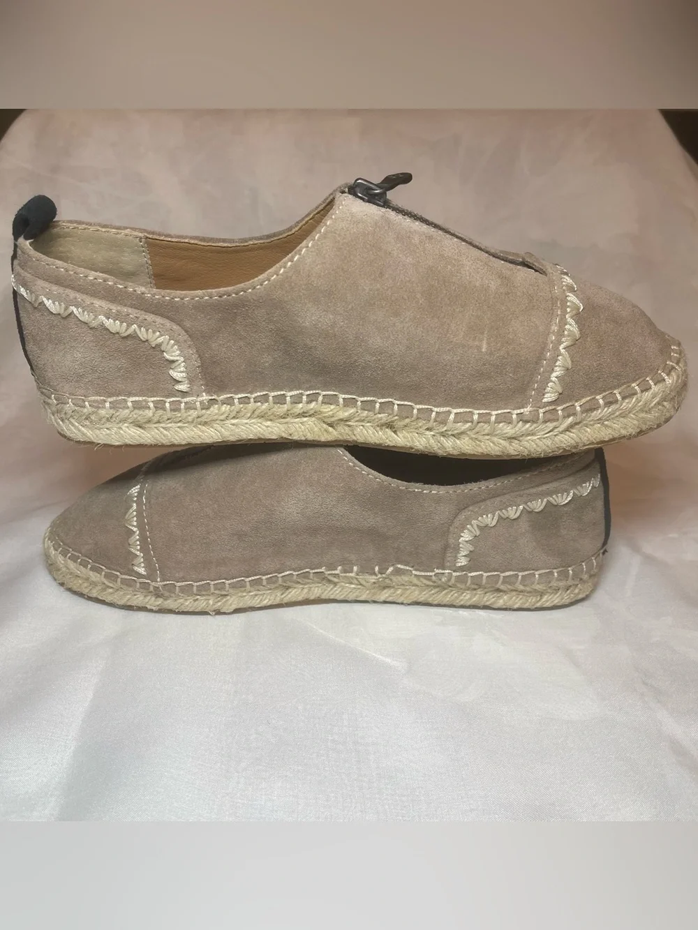 Patricia Nash Eva Taupe Suede Front Zip Espadrille Flat Shoes Size 9